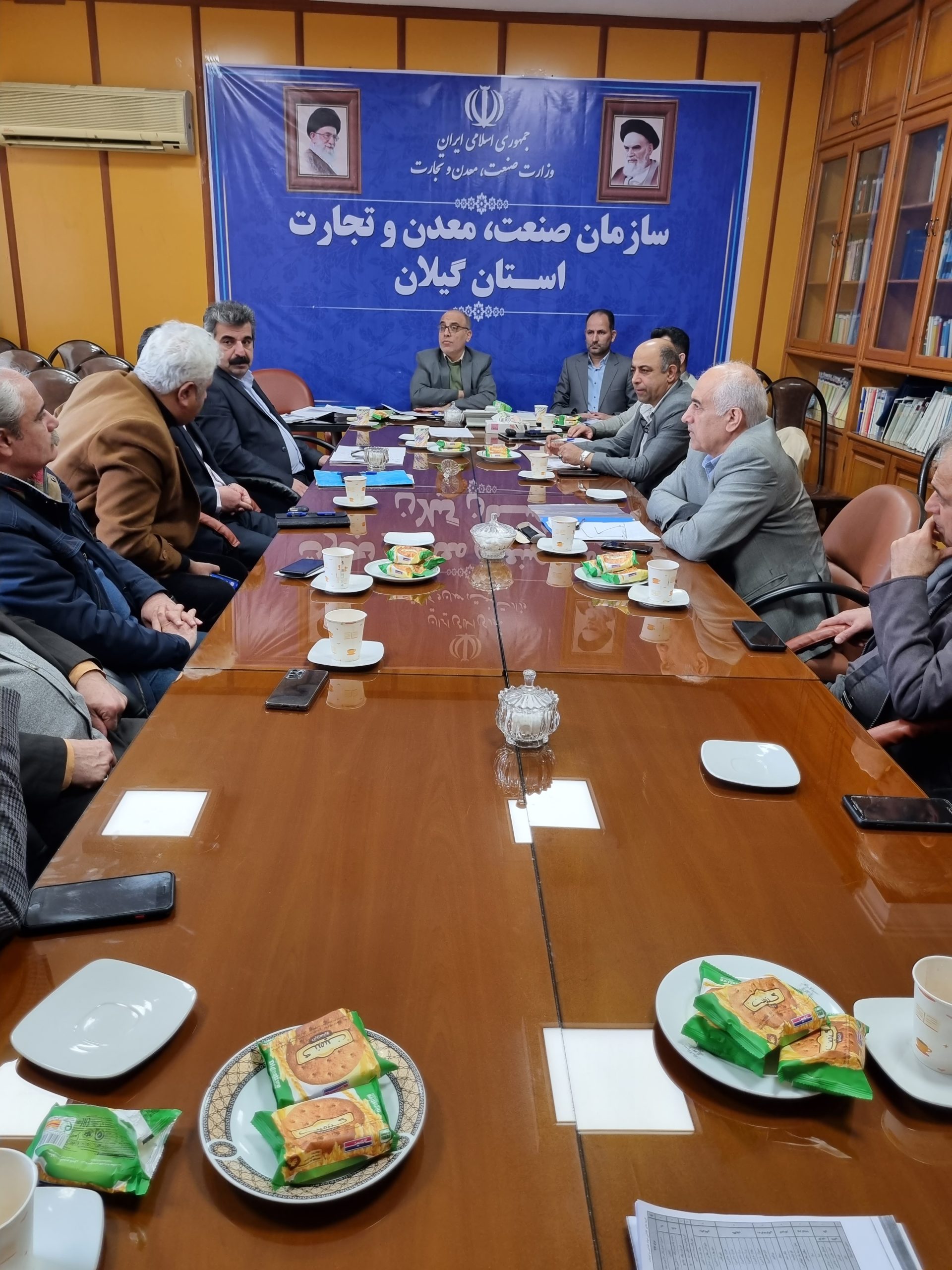 جلسه رؤسای سازمان ها و اتحادیه استان گیلان