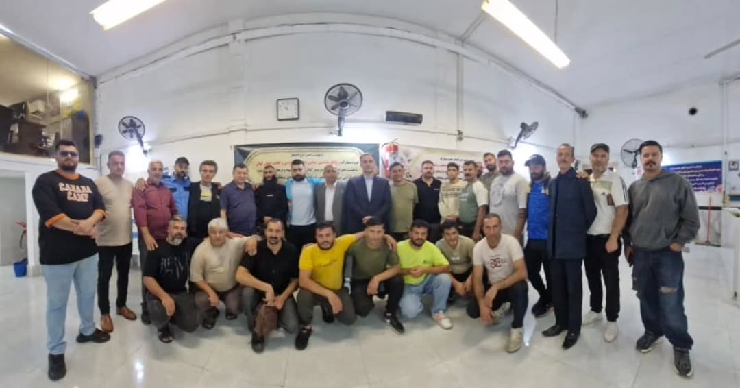 نشست هیئت امنای مجتمع میوه و تره‌بار ولی‌عصر (عج) و کسبه سیار منطقه میدان