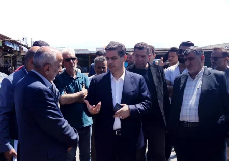 بازدید معاون امور اقتصادی استان گیلان از میدان تره بار ولیعصر